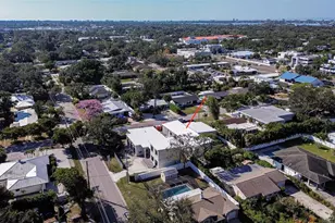 2069 Hibiscus St, Sarasota, FL 34239 - Photo 12