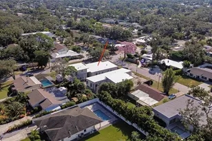 2079 Hibiscus St, Sarasota, FL 34239 - Photo 10