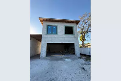 2079 Hibiscus Street, Sarasota, FL 34239 - Photo 2