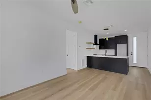 2079 Hibiscus St, Sarasota, FL 34239 - Photo 40