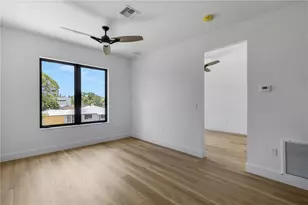 2079 Hibiscus St, Sarasota, FL 34239 - Photo 38
