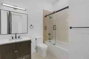 2079 Hibiscus St, Sarasota, FL 34239 - Photo 28