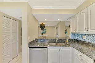 461 Wexford Cir, Venice, FL 34293 - Photo 22