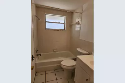 2742 Austin Street, Sarasota, FL 34231 - Photo 8