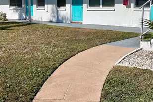 5970 21st St N, Saint Petersburg, FL 33714 - Photo 2