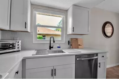 721 N Jefferson Avenue #721, Sarasota, FL 34237 - Photo 14