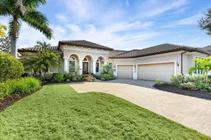 3531 Founders Club Dr, Sarasota, FL 34240 - Photo 2