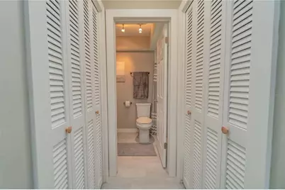 33 Caddy Road, Rotonda West, FL 33947 - Photo 18