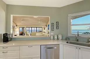 4535 Bay Club Dr, Bradenton, FL 34210 - Photo 12