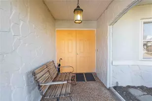 3363 Sheffield Cir, Sarasota, FL 34239 - Photo 2