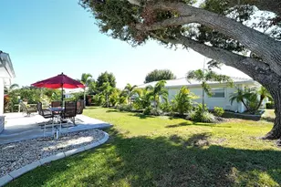 3904 Chinaberry Rd, Bradenton, FL 34208 - Photo 44