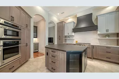 6805 Chancery Place, University Park, FL 34201 - Photo 18