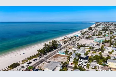 403 Gulf Drive S, Bradenton Beach, FL 34217 - Photo 18