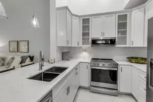 4134 Central Sarasota Pkwy, Sarasota, FL 34238 - Photo 6