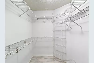 220 Chartley Court N, Sarasota, FL 34232 - Photo 16