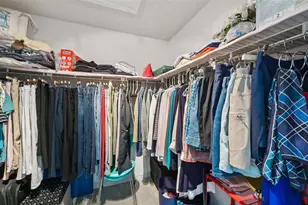 5588 Golf Pointe Dr, Sarasota, FL 34243 - Photo 34