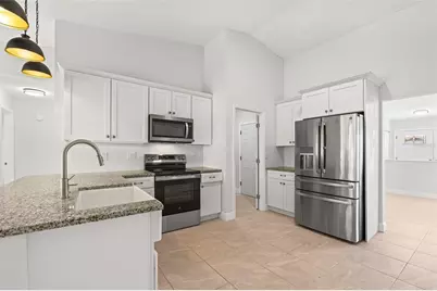 3708 40th Avenue W, Bradenton, FL 34205 - Photo 2