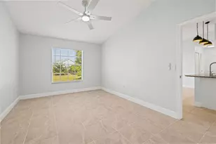 3708 40th Ave W, Bradenton, FL 34205 - Photo 8