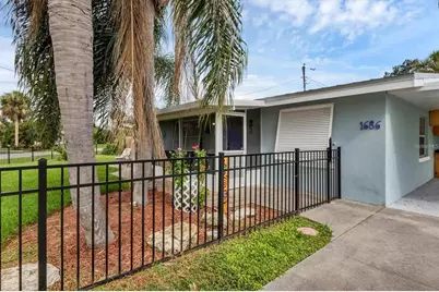 1686 Chapline Lane, Sarasota, FL 34231 - Photo 4
