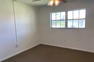 2727 75th St W, Bradenton, FL 34209 - Photo 10