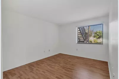 5400 34th Street W #B17, Bradenton, FL 34210 - Photo 2