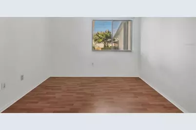 5400 34th Street W #B17, Bradenton, FL 34210 - Photo 4