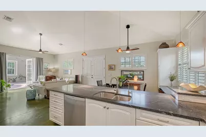 640 N Osprey Avenue, Sarasota, FL 34236 - Photo 12