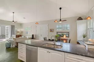 640 N Osprey Ave, Sarasota, FL 34236 - Photo 12