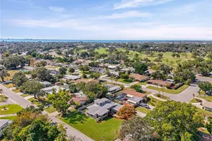 6916 Waverly St, Sarasota, FL 34243 - Photo 2