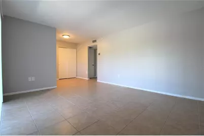 2304 Ringling Boulevard #202, Sarasota, FL 34237 - Photo 6