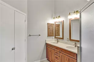 4461 Ascot Cir N, Sarasota, FL 34235 - Photo 12