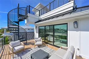 305 55th St, Holmes Beach, FL 34217 - Photo 48