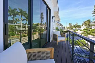 305 55th St, Holmes Beach, FL 34217 - Photo 34