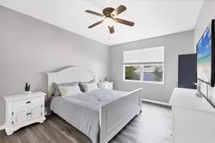 1722 Old Summerwood Blvd, Sarasota, FL 34232 - Photo 14