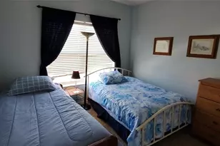 1463 Gulf Dr N, Bradenton Beach, FL 34217 - Photo 10