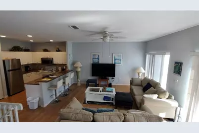 1463 Gulf Drive N #14, Bradenton Beach, FL 34217 - Photo 4