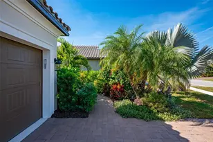 5451 Lago Maggio St, Sarasota, FL 34238 - Photo 4