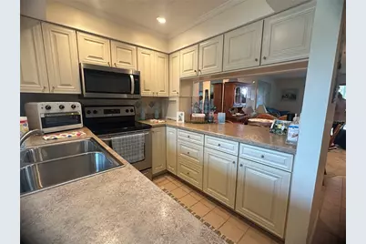 202 46th Avenue Terrace W #409, Bradenton, FL 34207 - Photo 4
