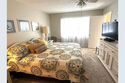 315 30th Avenue W #B305, Bradenton, FL 34205 - Photo 18