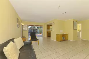 2834 New England St, Sarasota, FL 34231 - Photo 14