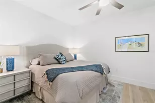 1035 Seaside Dr, Sarasota, FL 34242 - Photo 50