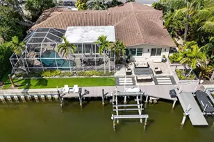 518 Venice Ln, Sarasota, FL 34242 - Photo 48