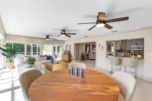 518 Venice Ln, Sarasota, FL 34242 - Photo 14