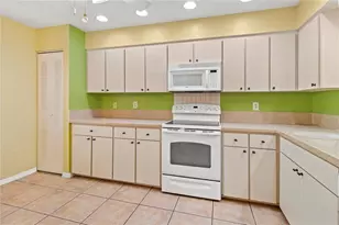 6101 34th Street W, Bradenton, FL 34210 - Photo 8