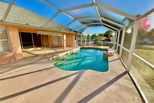 330 W Baffin Dr, Venice, FL 34293 - Photo 2