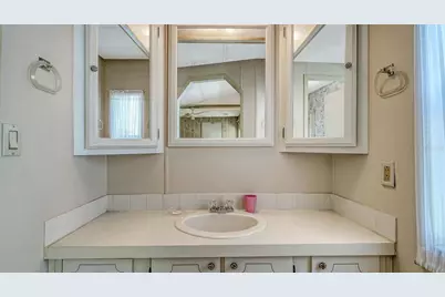 116 Southwinds Drive, Sarasota, FL 34231 - Photo 22