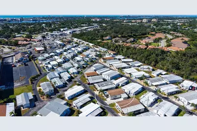 116 Southwinds Drive, Sarasota, FL 34231 - Photo 2