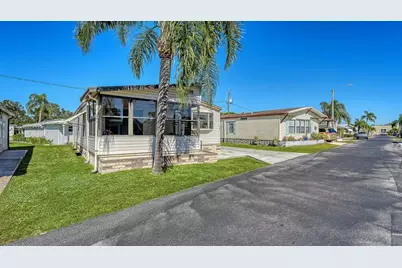 116 Southwinds Drive, Sarasota, FL 34231 - Photo 4