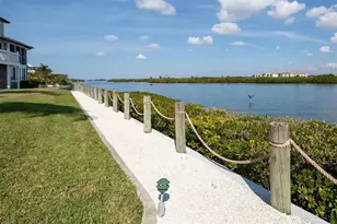 1309 Siesta Bayside Dr, Sarasota, FL 34242 - Photo 40