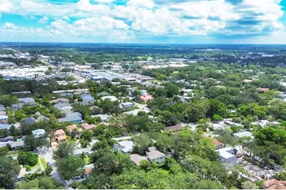 3837 Camino Real, Sarasota, FL 34239 - Photo 2